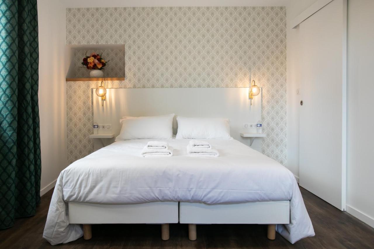 Le Maleville - Appartements De Standing Perigueux Bagian luar foto